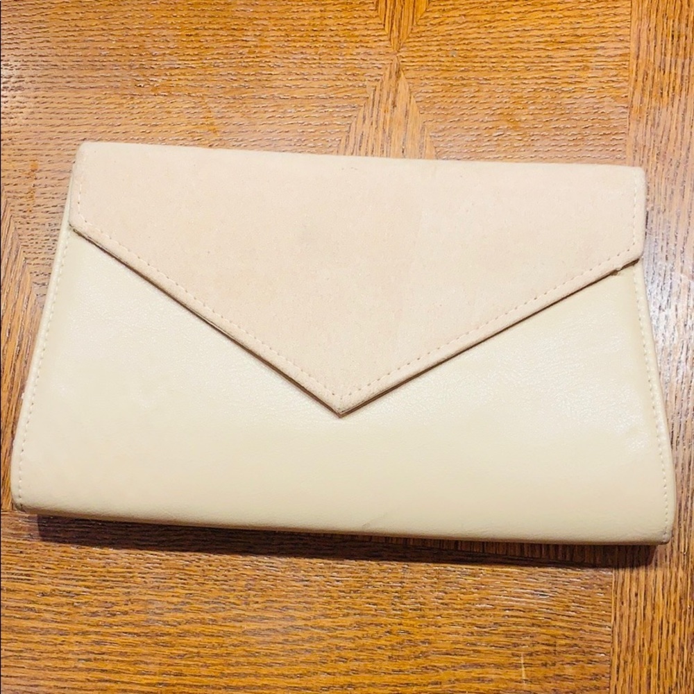 🪭 2/$15 🪭 Clutch ARDENE